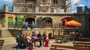 Na Pastýřské stěně otevřelo město Bistro nad ferratou