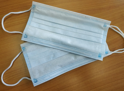 Roušky pro veřejnost zajišťuje stát, termín dodání zatím není známý, prosíme o trpělivost