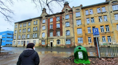 Děčín kontroluje problémové domy, cílí na majitele i nájemníky