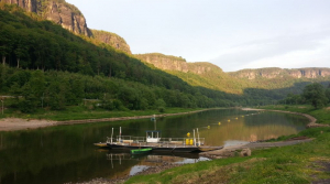 Přívoz ve Žlebu nejezdí, čeká ho výměna lana