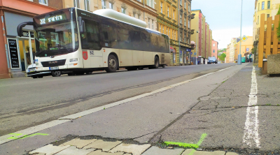 Video: Autobusy nebudou zajíždět na Teplickou