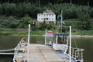 Přívoz ve Žlebu opět nejezdí, má další závadu