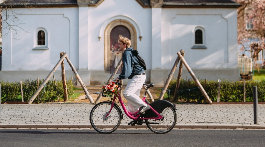 Od 1. května si v ulicích našeho města můžete půjčit kolo
