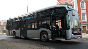 Foto: Dopravní podnik testuje elektrobus Mercedes