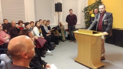 Do vyhrocené situace na Starém Městě se vložilo vedení města