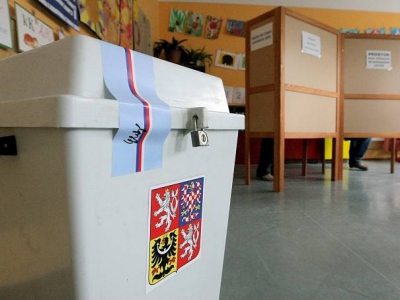 Minimální počty členů okrskových volebních komisí a počty zástěn pro jednotlivé volební okrsky v Děčíně