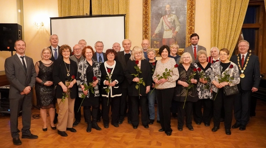 Statutární město Děčín - FOTO: Cenu města si převzali Valdemar Grešík a ...