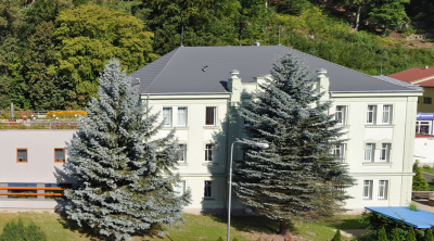 Domov pro seniory na Kamenické ulici zakázal návštěvy