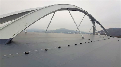 Zimní stadion v Děčíně má novou střechu